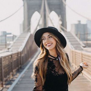 Meet your Posher, Marilyn